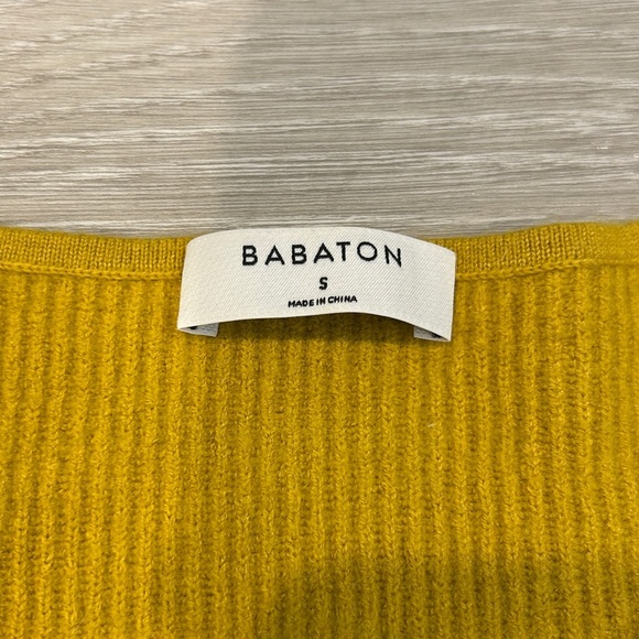 Aritzia Babaton Women's Mustard Yellow Wool Blend Sweater with Balloon Sleeve -S - Picture 2 of 9